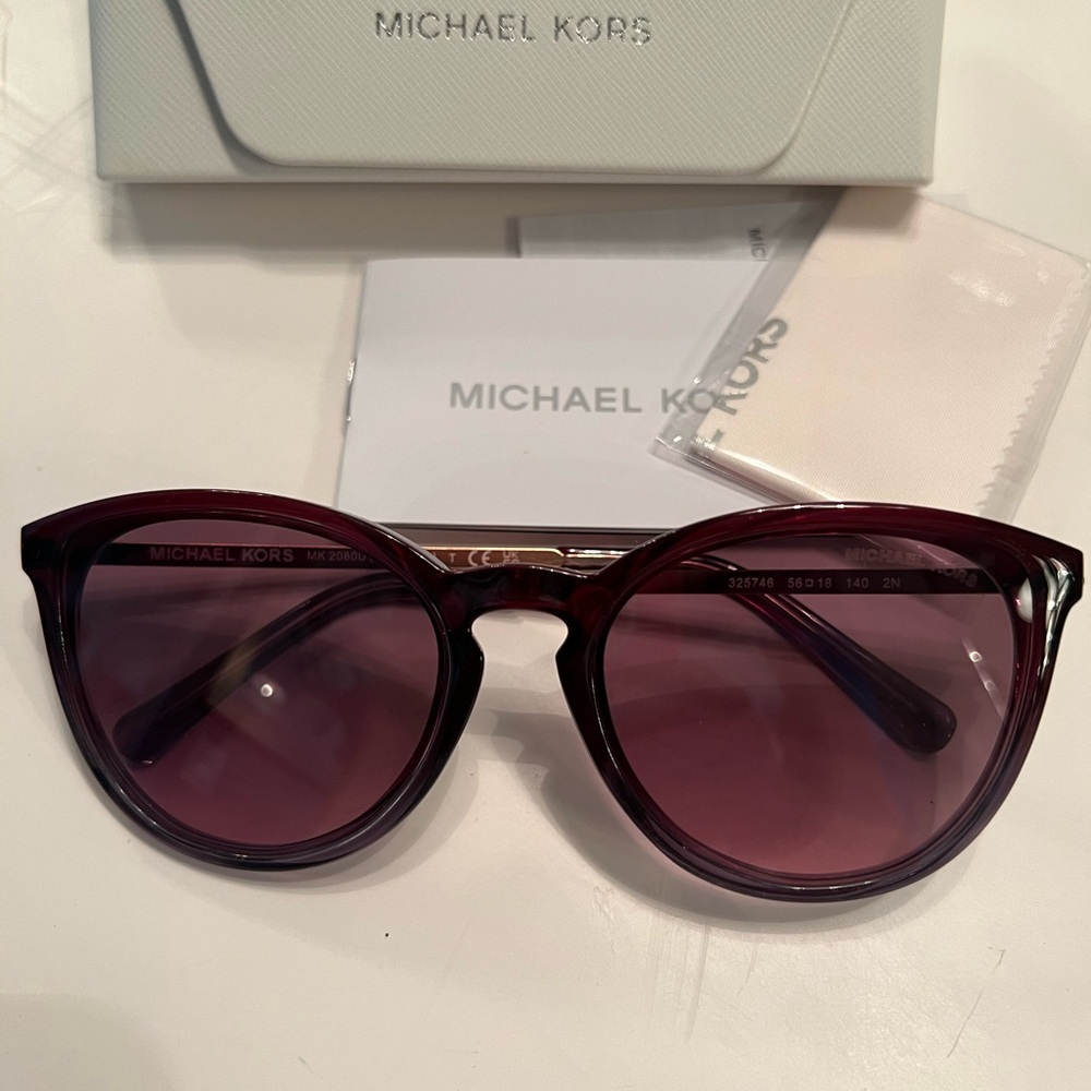 Michael Kors Plum round cat eye sunglasses with case